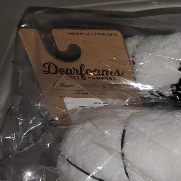 Dearfoams Cozy Comfort Halloween Unisex Mummy Closed Back Slippers, Size Medium - Picture 5 of 5